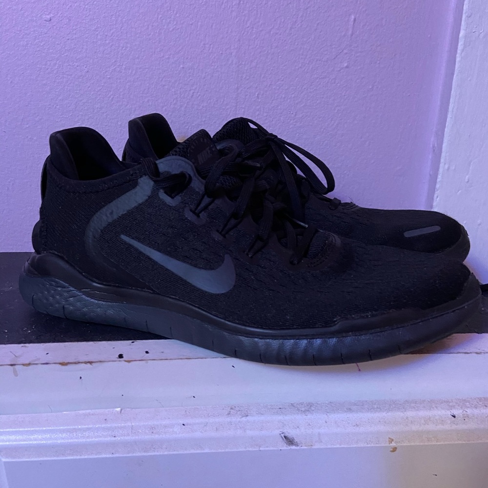 NIKE WOMENS FREE RUN 2018